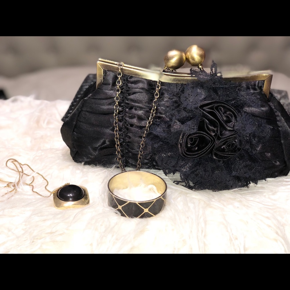 Black flower handbag with .... also for sale ...